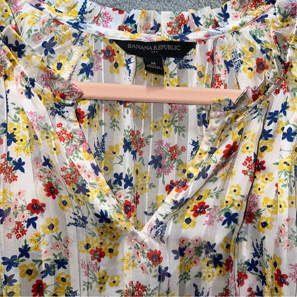 Banana Replubic Floral Printed Sheer Pleated Cap Ruffle Sleeves Blouse Size M - Picture 8 of 10